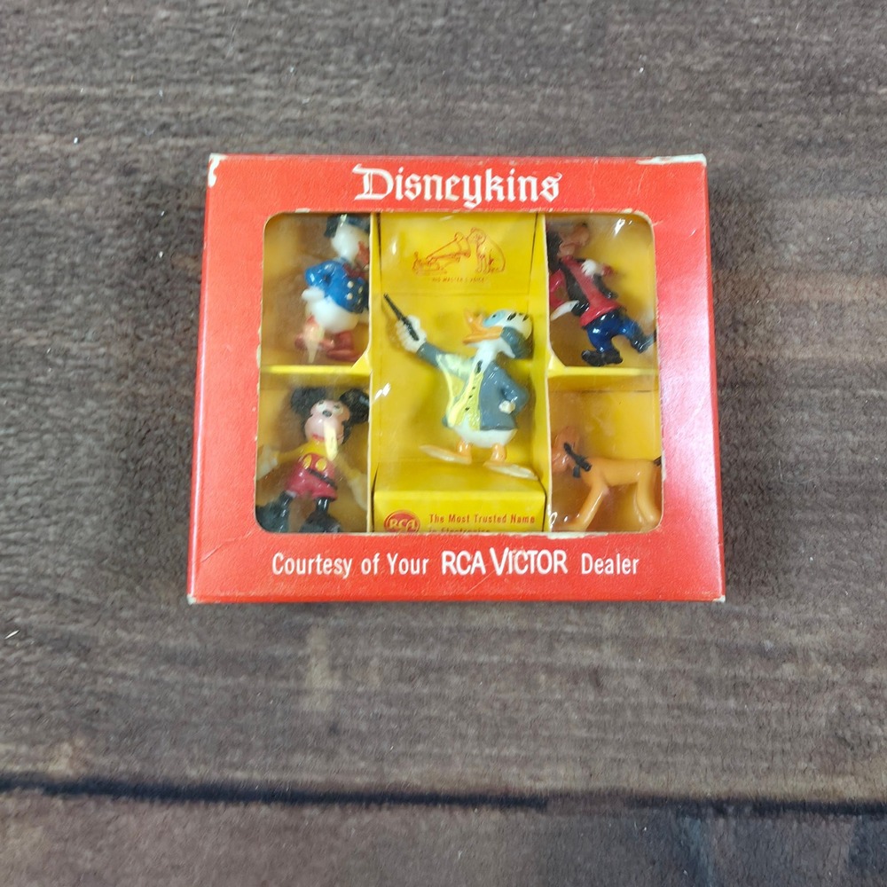 Disneykins Miniature Figures OS Red Good RCA Victor Promotional Set